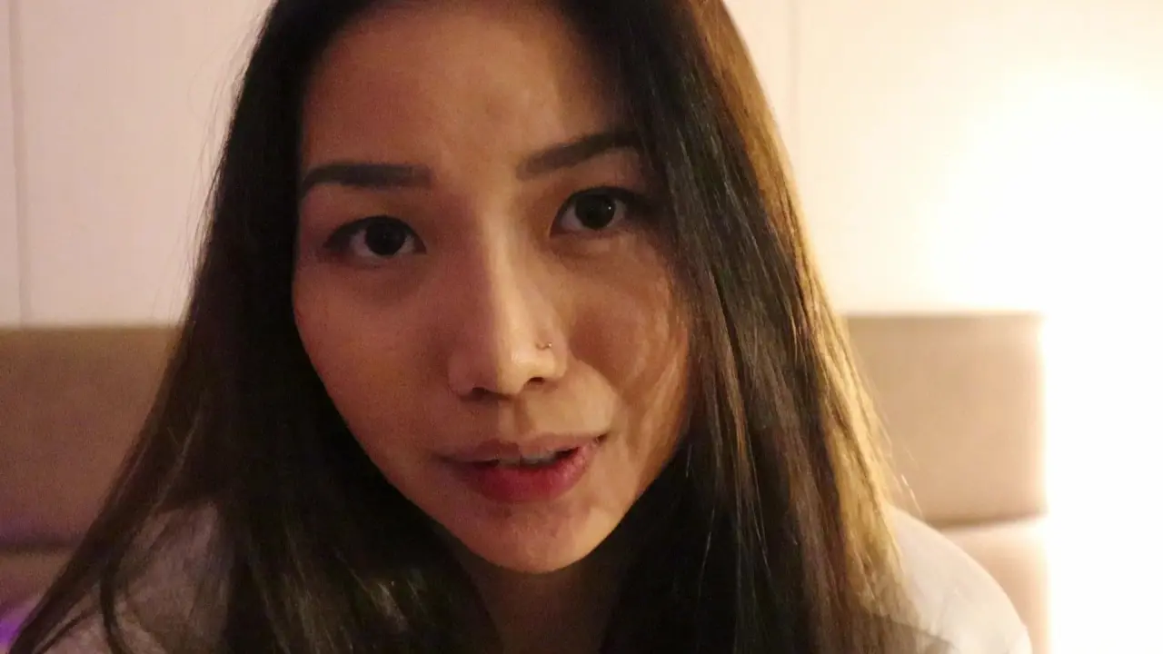 Maddie Chan – Asian Solo Masturbating With Dildo