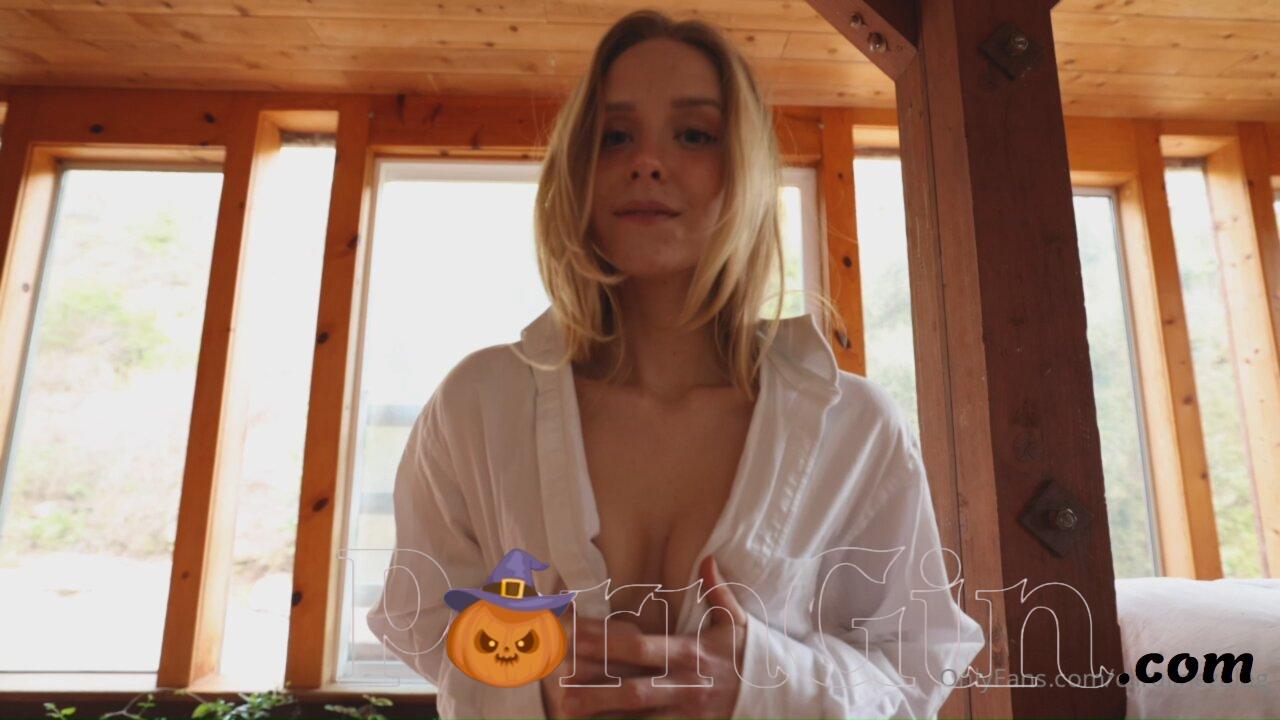 Caroline Zalog Dress Shirt Try On Video Leaked