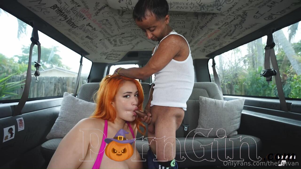 Fan Bus Nia And Babyalien Video Leaked